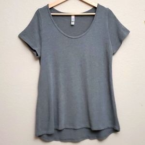 EUC Gray High Low Hem Thick LulaRoe Tshirt